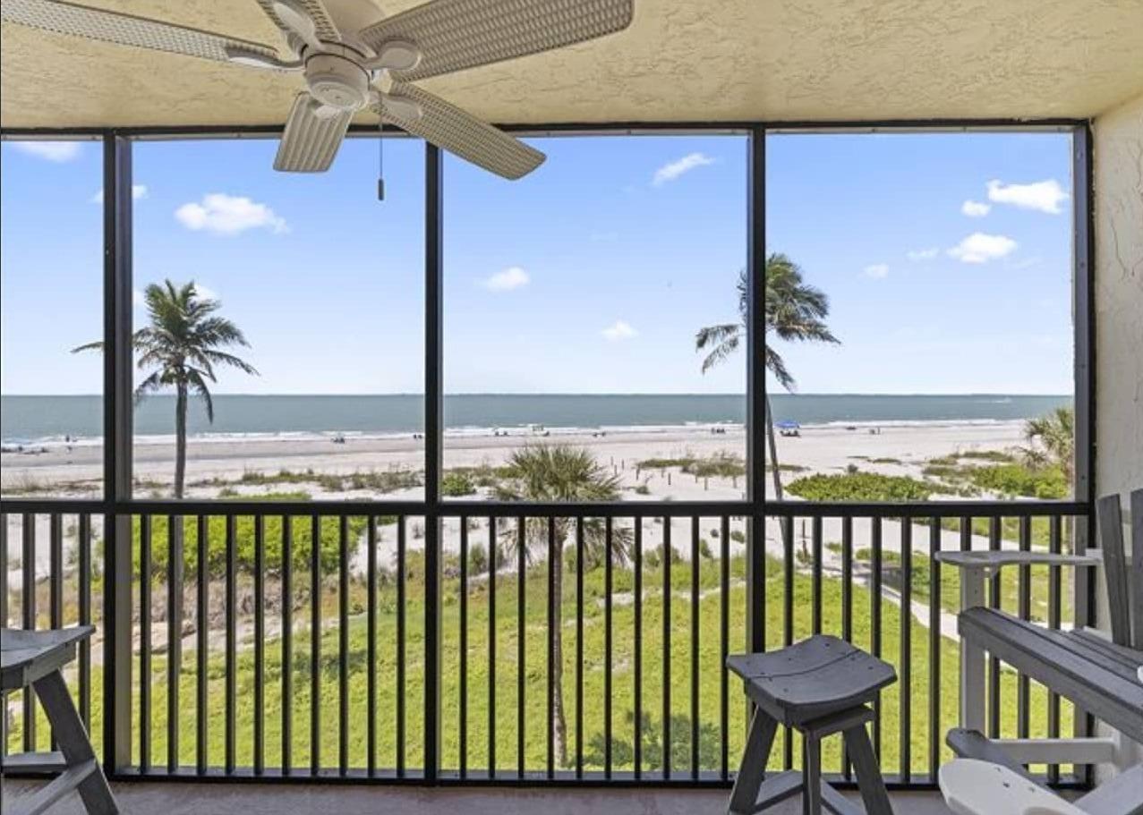 Sanibel Beachfront Vacation Rental & Condo overlooking Gulf of America